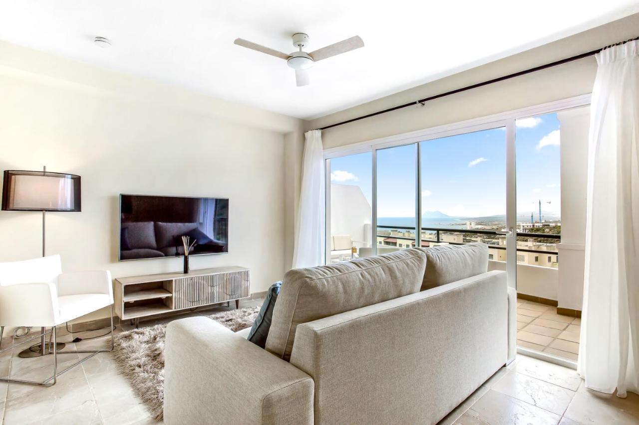 فيلا Manilva Townhouse With Spectacular Views Of Gibraltar المظهر الخارجي الصورة